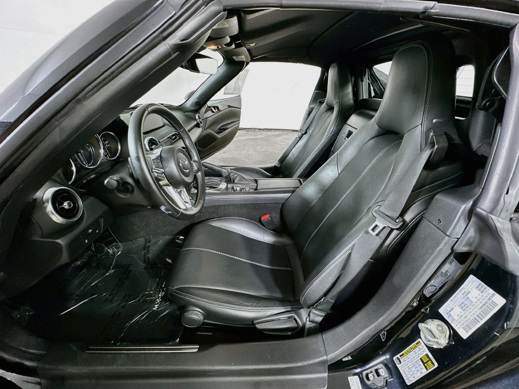 Used 2025 MAZDA MX-5 Miata RF Grand Touring RWD image 15