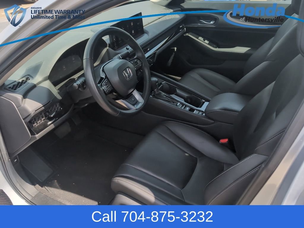 Used 2025 Honda Accord Touring image 13