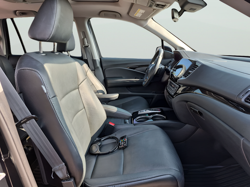 Used 2022 Honda Pilot Touring image 39