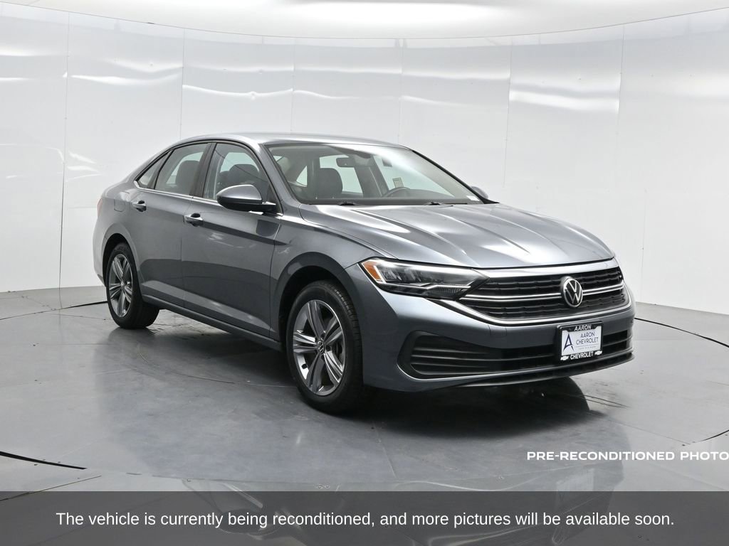 Used 2022 Volkswagen Jetta SE image 38
