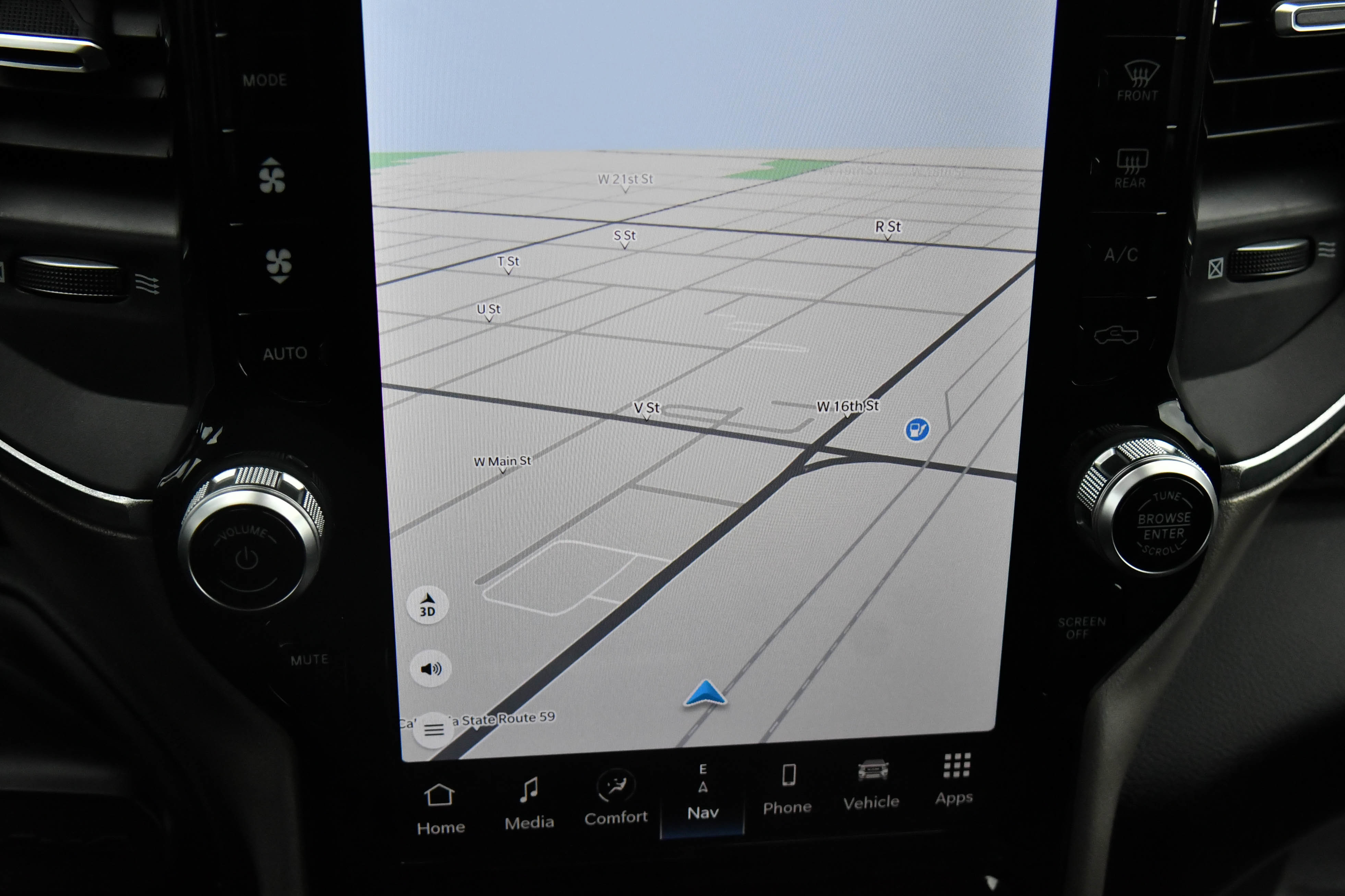 Used 2024 RAM 2500 Laramie image 26