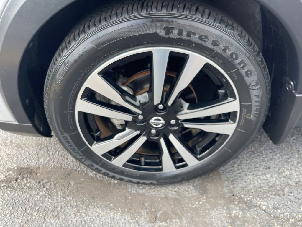 Used 2020 Nissan Kicks SR FWD image 24