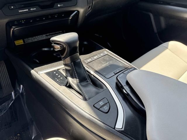 Certified 2020 Lexus UX 250h w/ Premium Package AWD/4WD image 25
