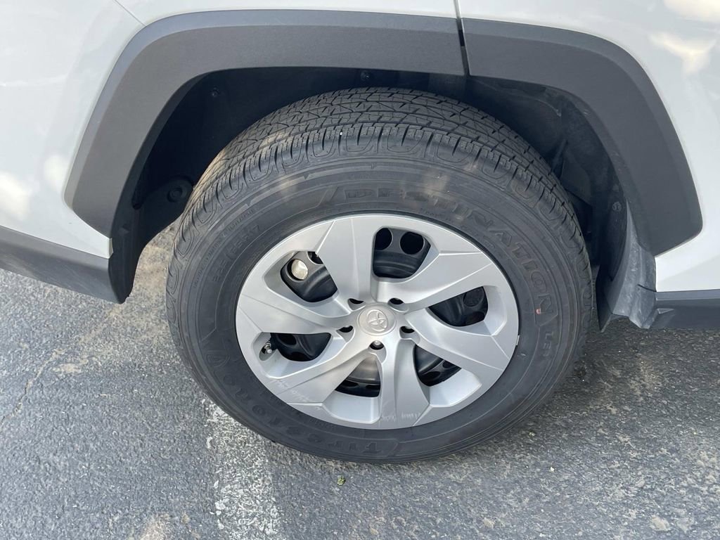 Used 2024 Toyota RAV4 LE image 30