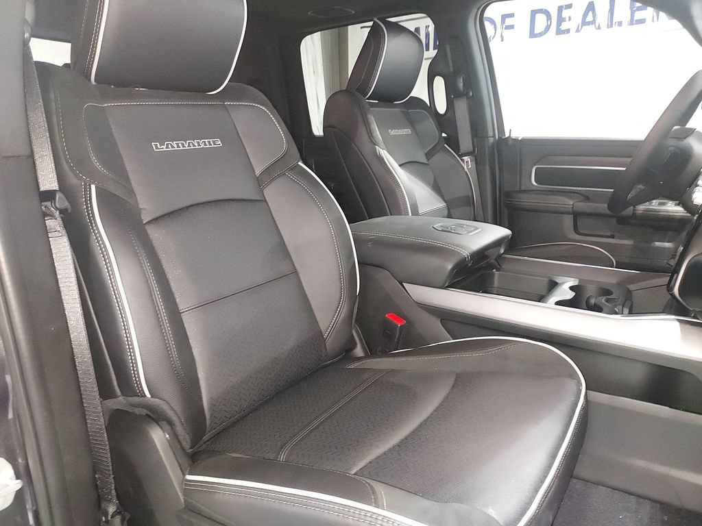 New 2026 RAM 2500 Laramie AWD/4WD image 31