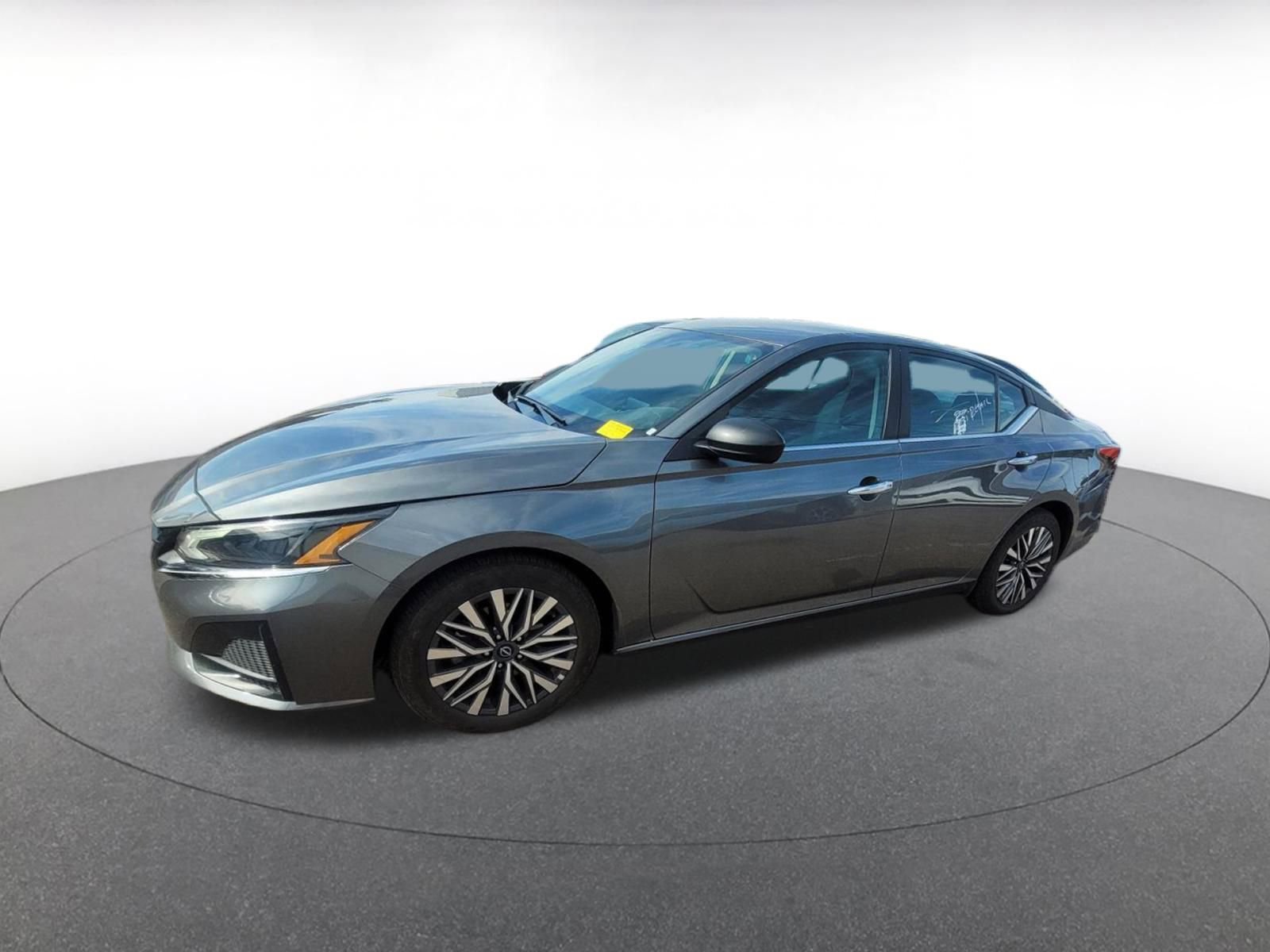 Used 2025 Nissan Altima 2.5 SV image 5