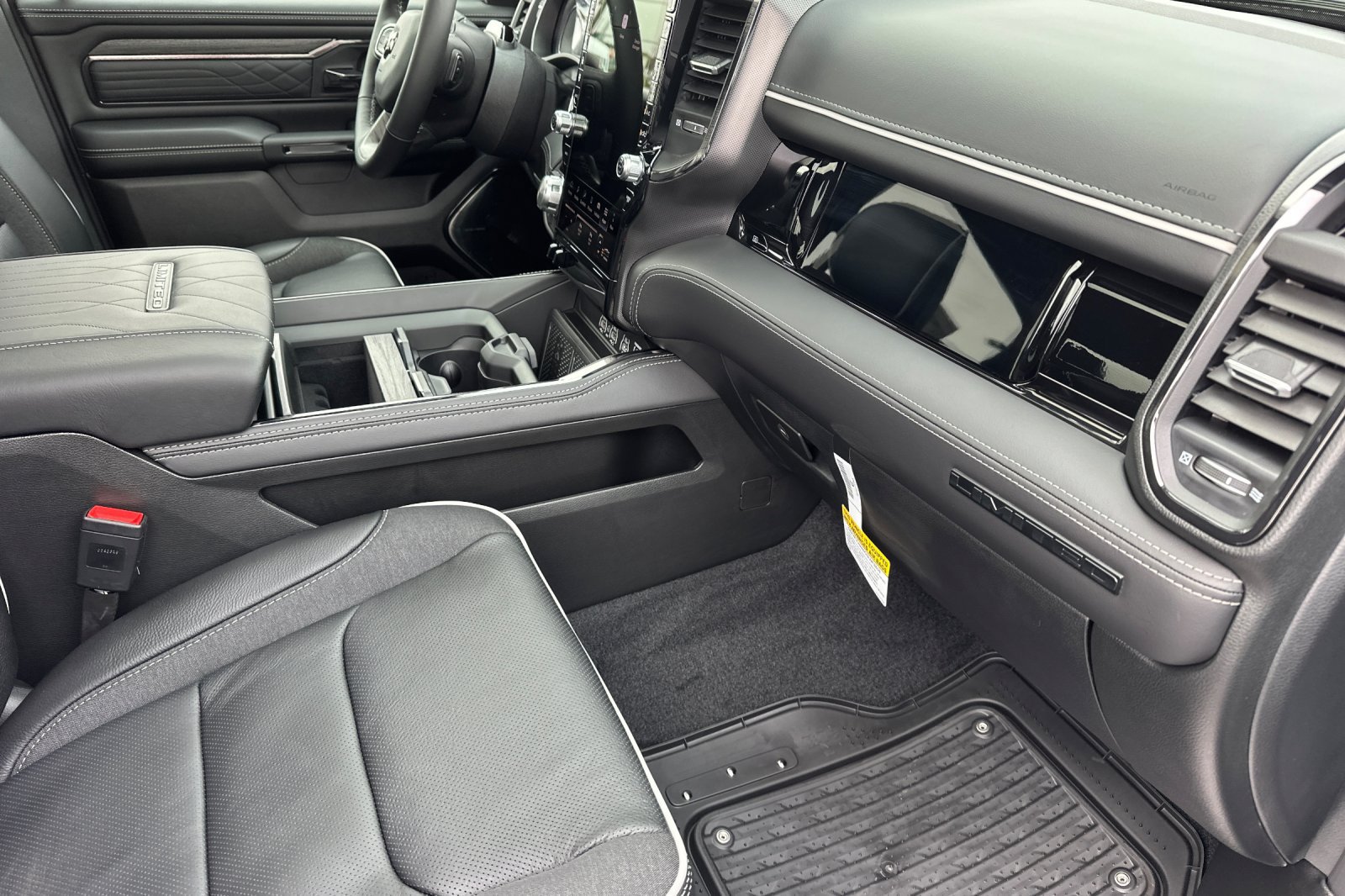 New 2026 RAM 1500 Limited AWD/4WD image 15