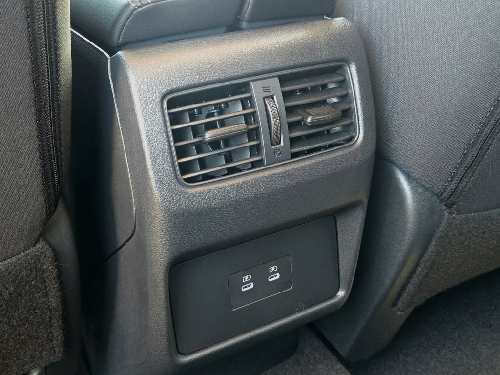 New 2026 Nissan Rogue SV AWD/4WD image 18