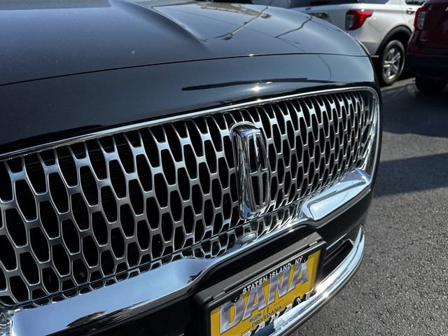 Certified 2023 Lincoln Nautilus Reserve w/ Equipment Group 201A AWD/4WD image 10
