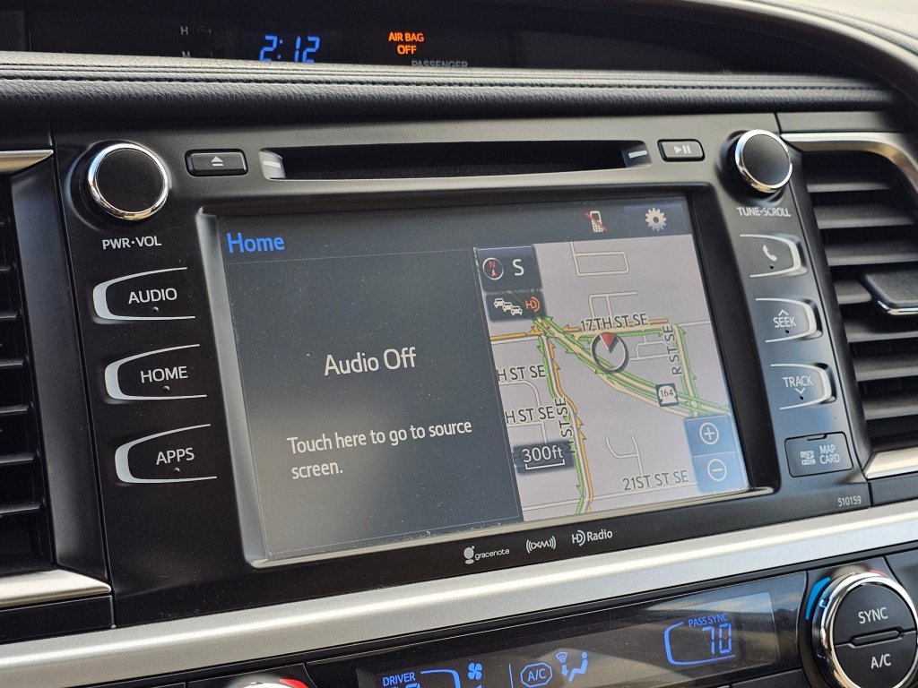 Used 2016 Toyota Highlander XLE image 8