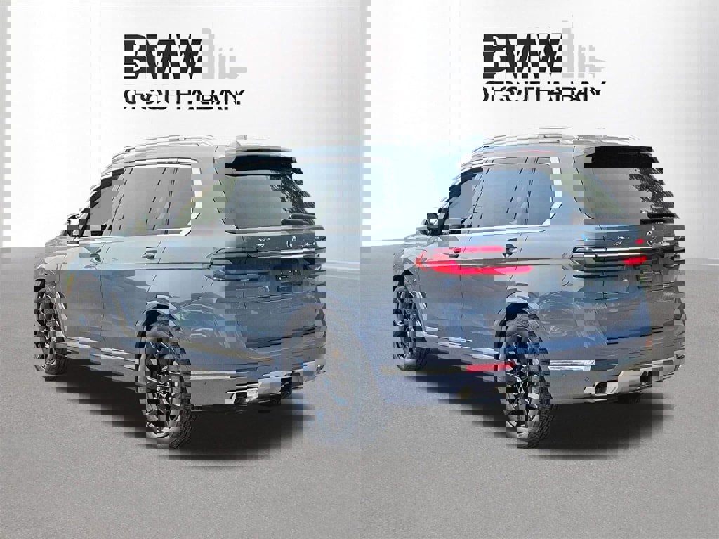 New 2026 BMW X7 xDrive40i image 5