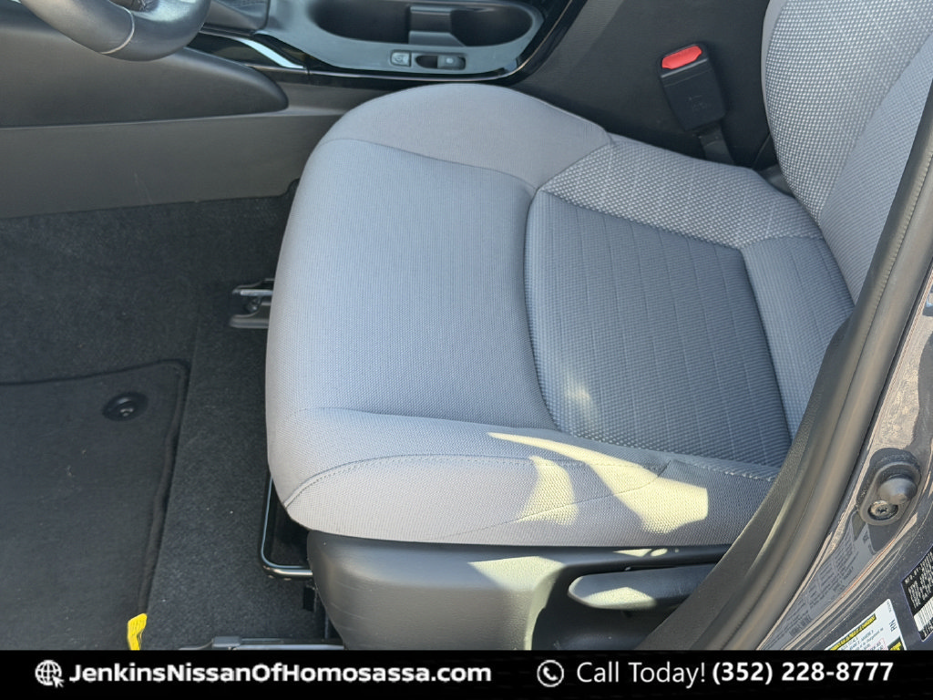 Used 2024 Toyota Corolla SE FWD image 32