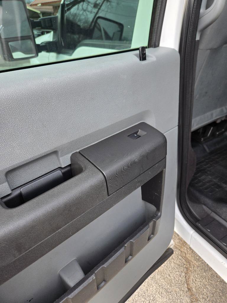 Used 2015 Ford F250 XL w/ Power Equipment Group image 40