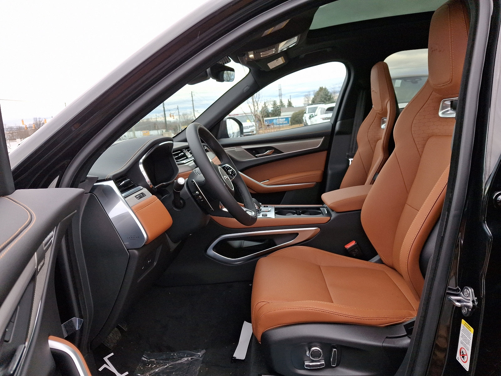 New 2026 Jaguar F-PACE R-Dynamic S image 11