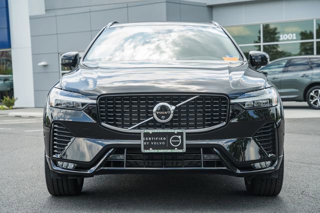 Used 2024 Volvo XC60 B5 Plus w/ Protection Package Premier AWD/4WD image 2