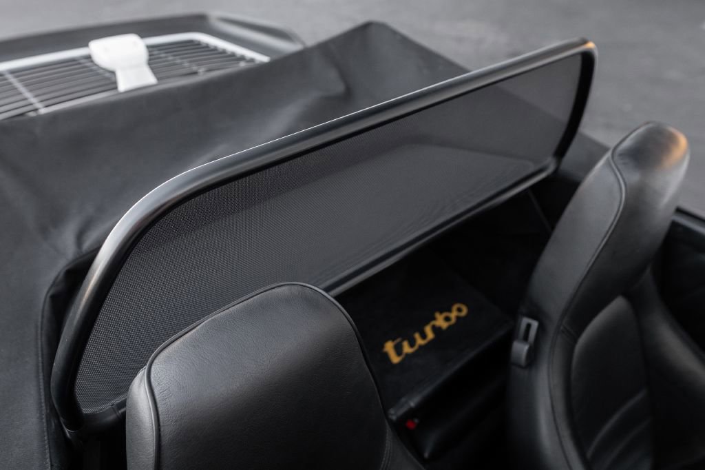 Used 1989 Porsche 911 Turbo image 36