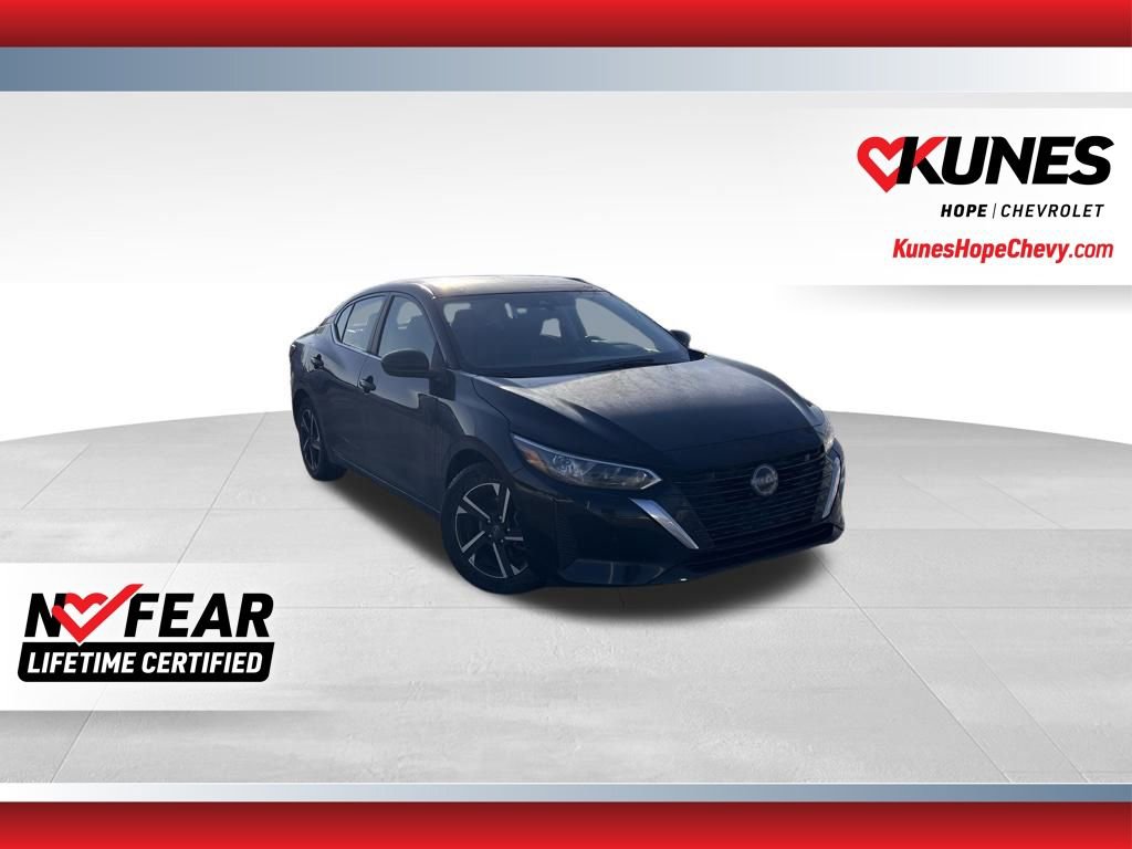 Used 2024 Nissan Sentra SV image 1