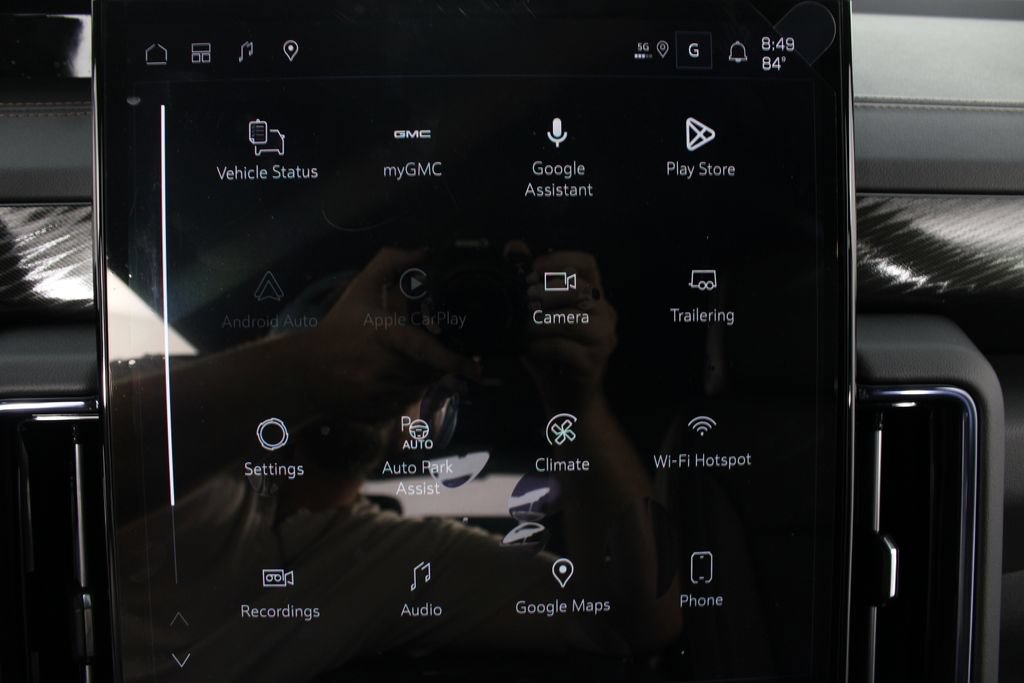 New 2026 GMC Yukon XL AT4 AWD/4WD image 5