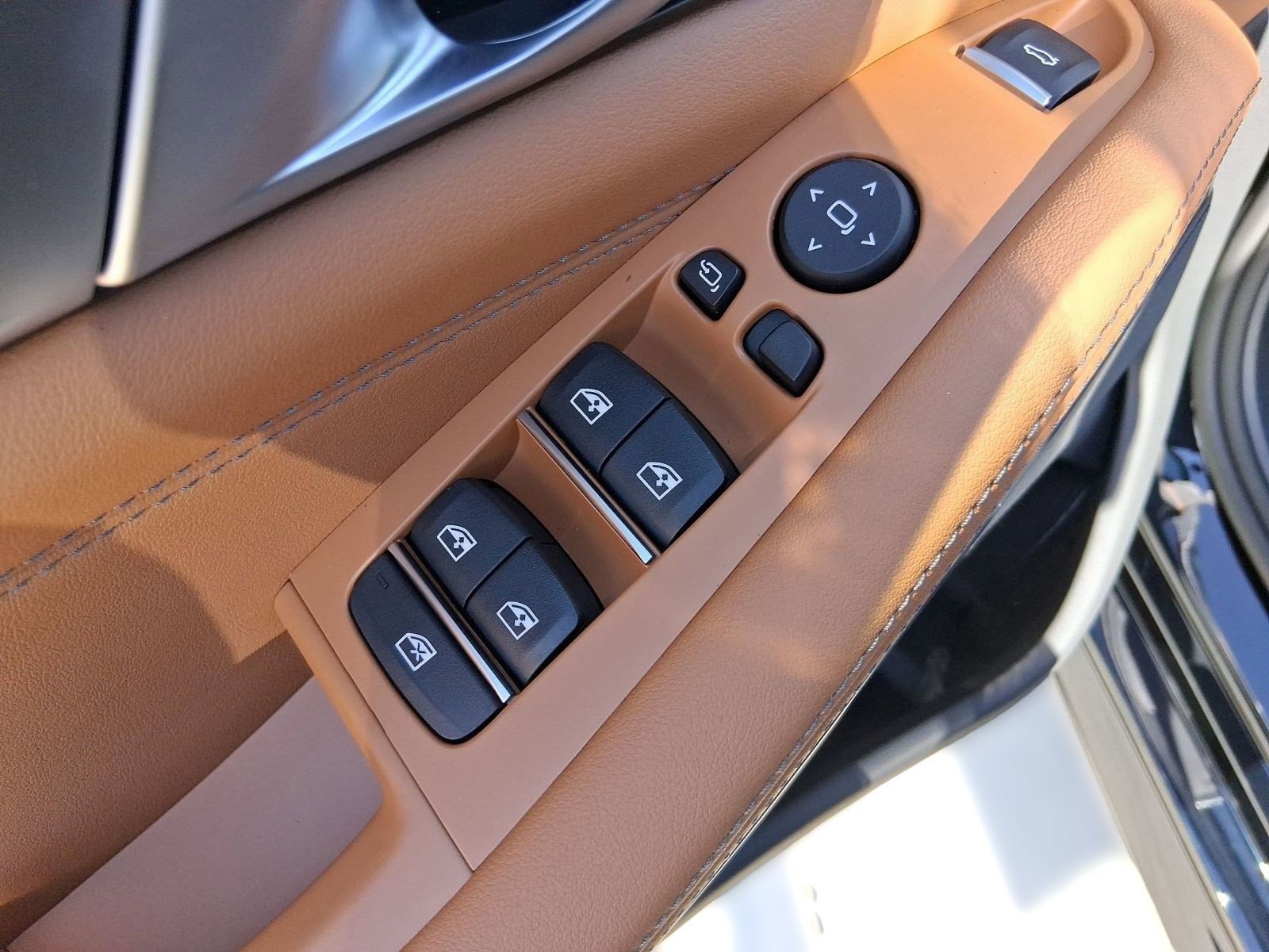 New 2026 BMW X5 M60i image 22