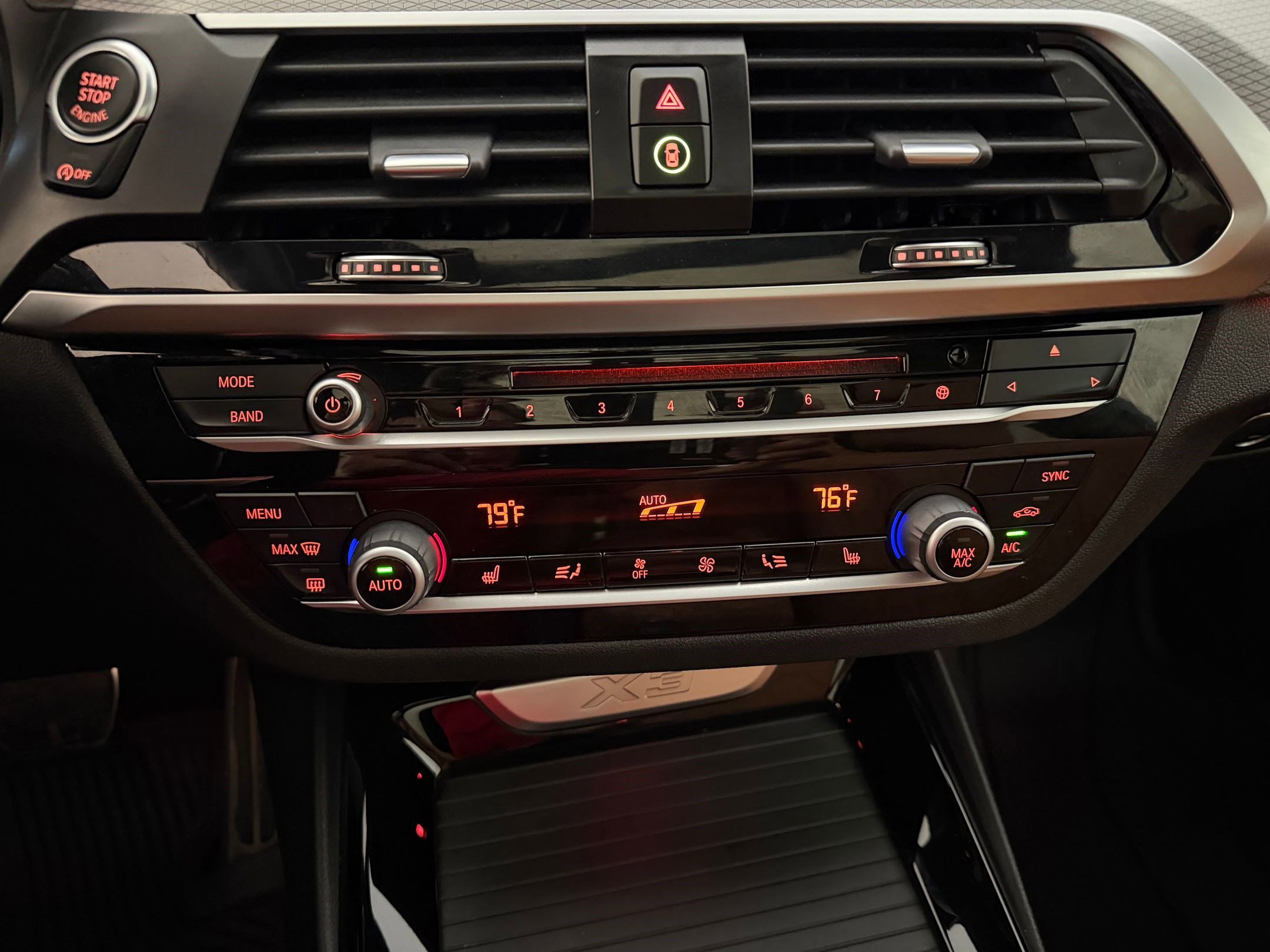 Used 2019 BMW X3 xDrive30i w/ M Sport Package 2 AWD/4WD image 25