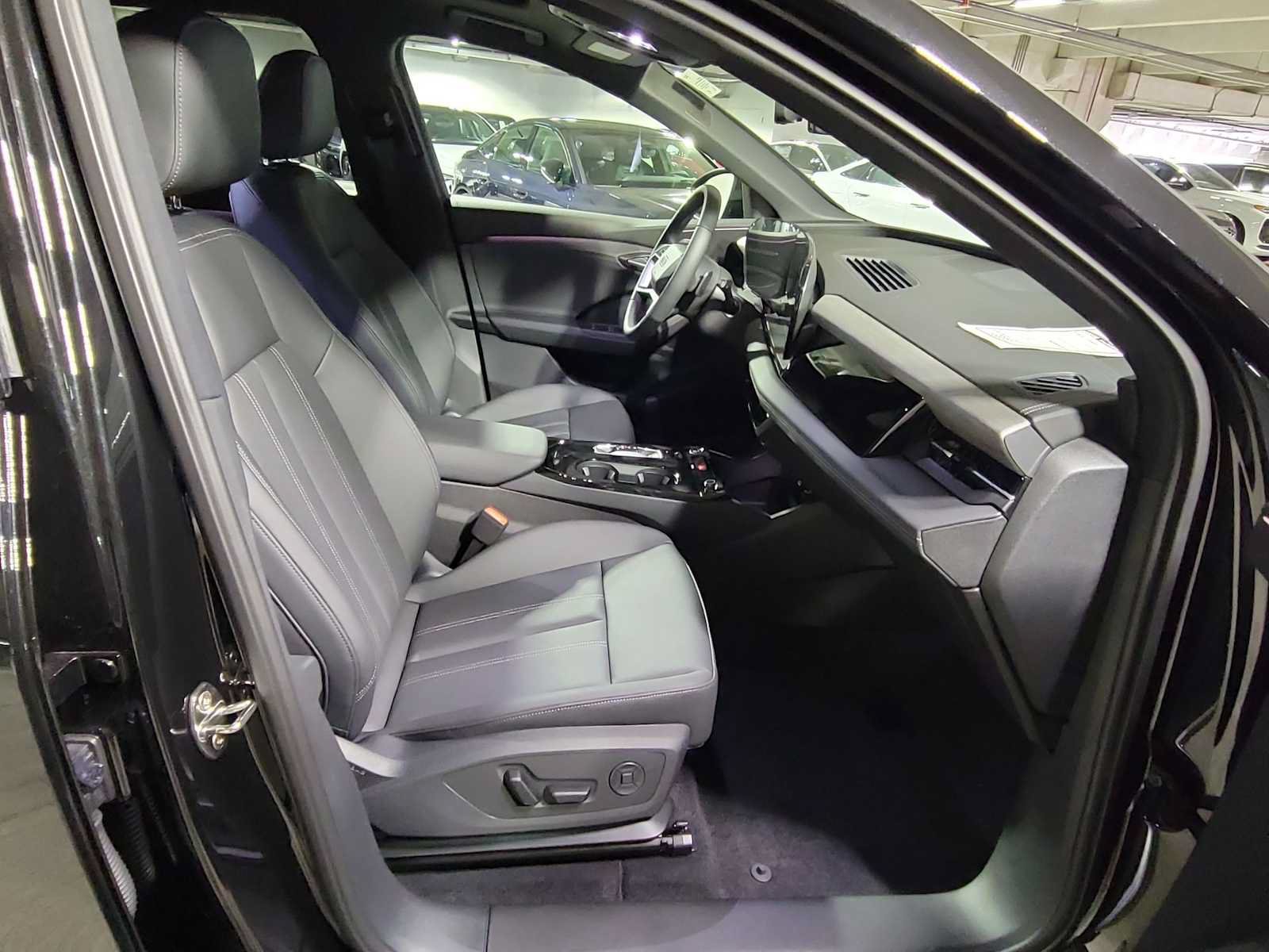 New 2027 Audi Q6 e-tron Premium Plus AWD/4WD image 18