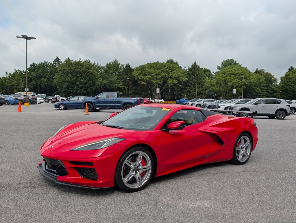 Used 2022 Chevrolet Corvette Stingray Premium Conv w/ Z51 Performance Package RWD image 2