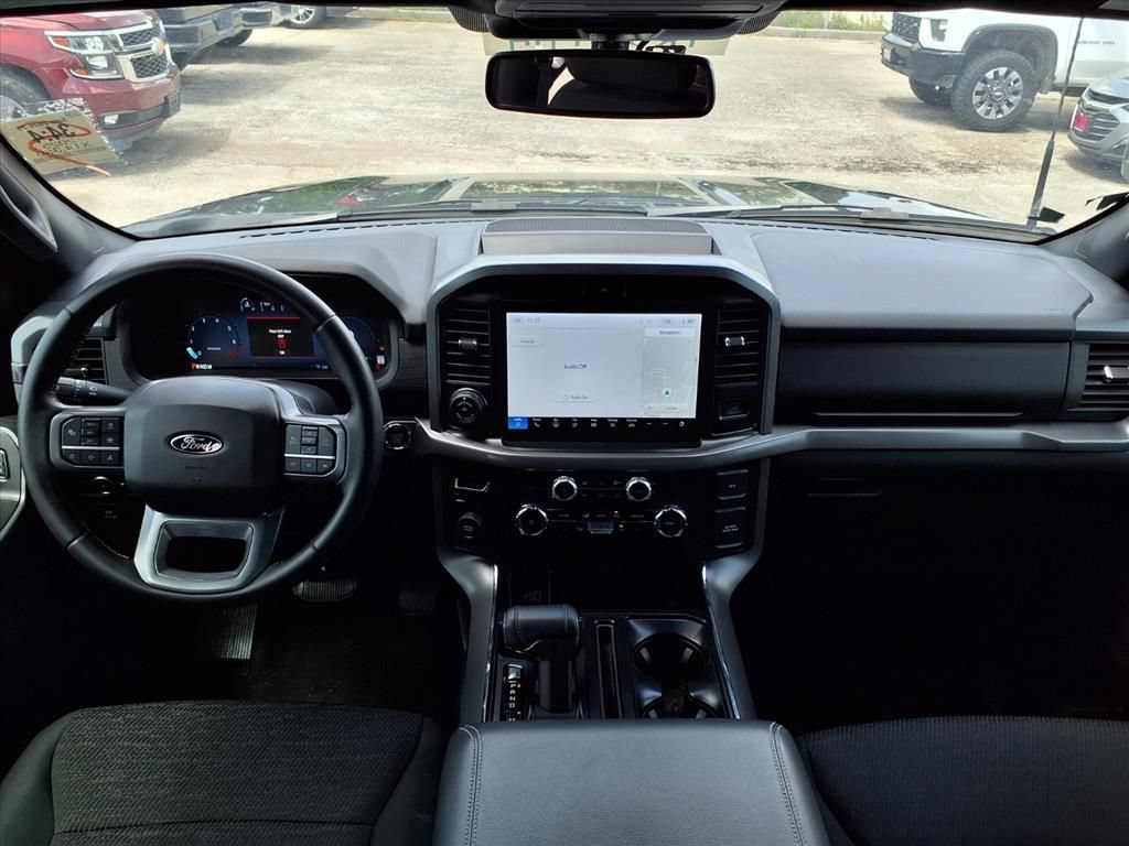 Used 2025 Ford F150 XLT w/ Equipment Group 302A MID RWD image 11