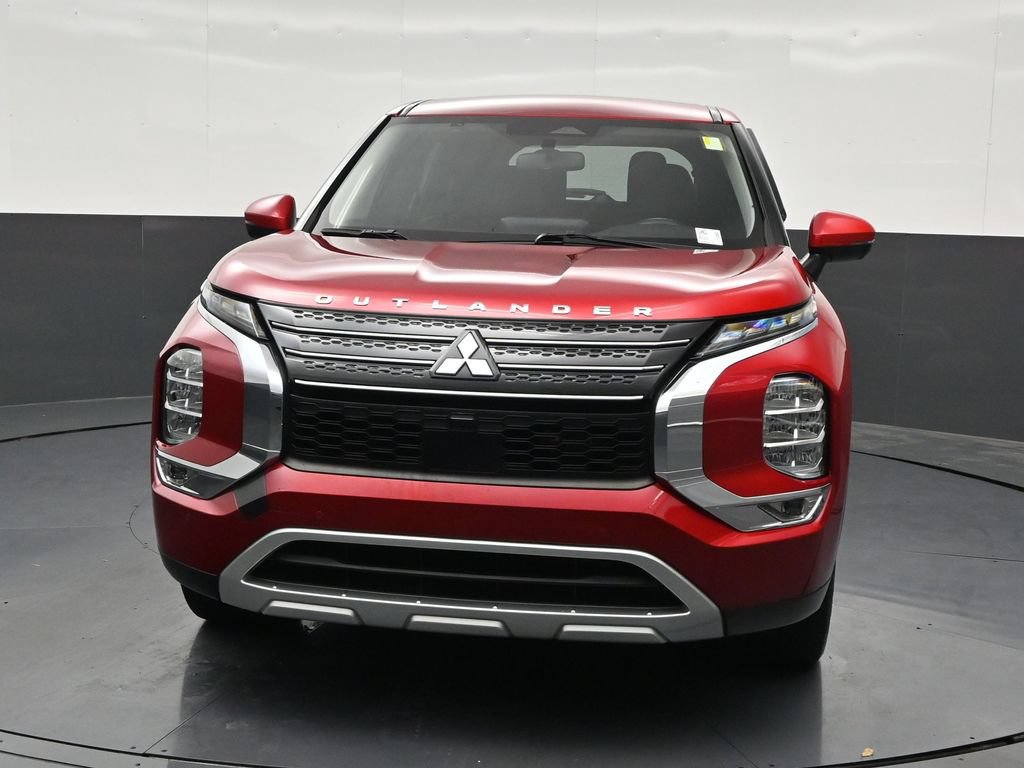 Used 2023 Mitsubishi Outlander SE FWD image 8