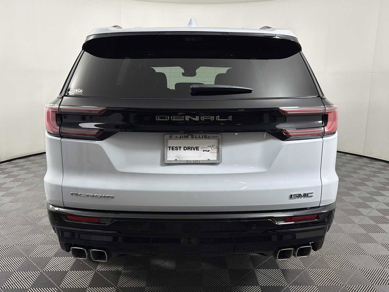 New 2026 GMC Acadia Denali Ultimate FWD image 5