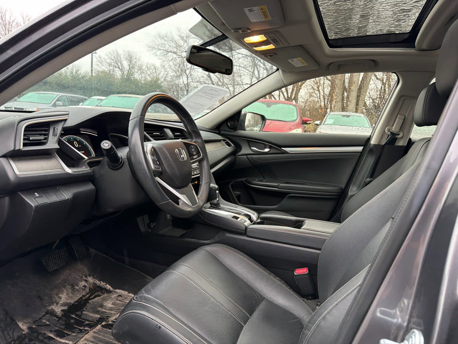 Used 2018 Honda Civic EX-L image 5