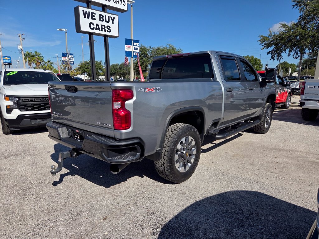 Used 2024 Chevrolet Silverado 2500 Custom w/ Custom Value Package AWD/4WD image 15