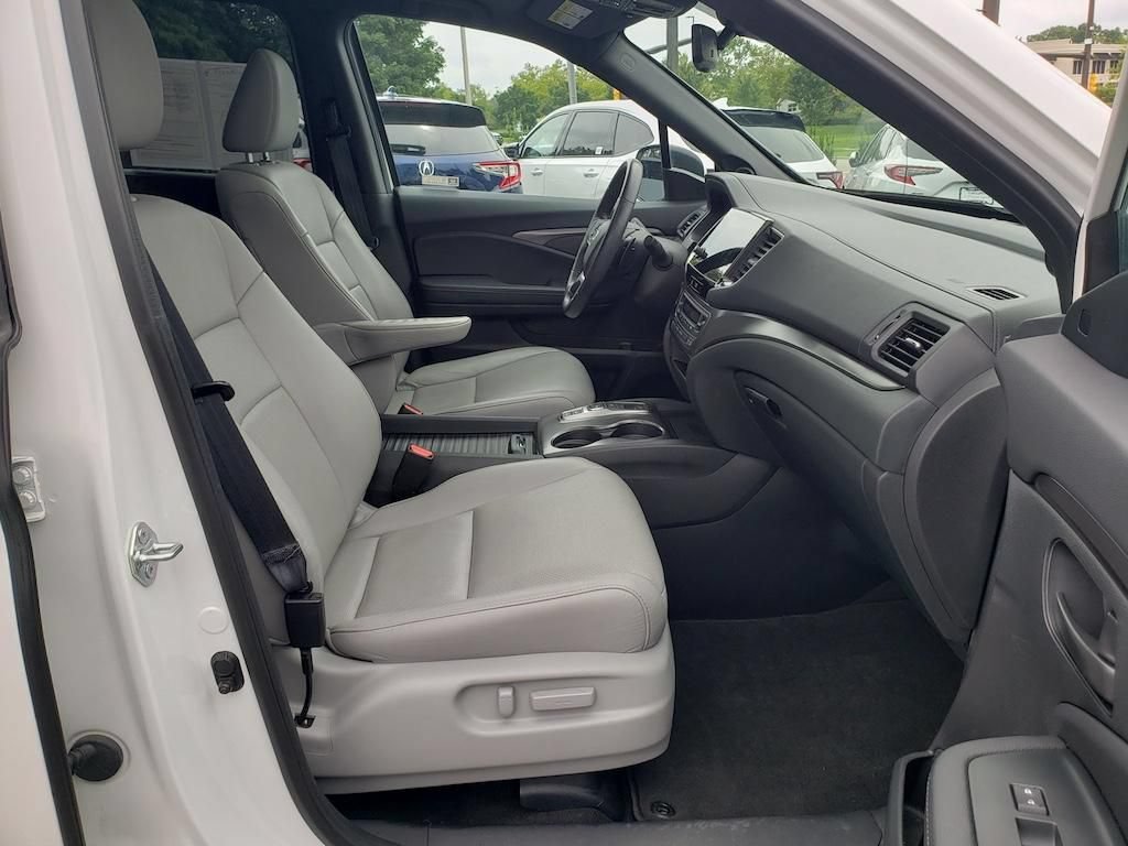 Used 2023 Honda Passport EX-L image 22