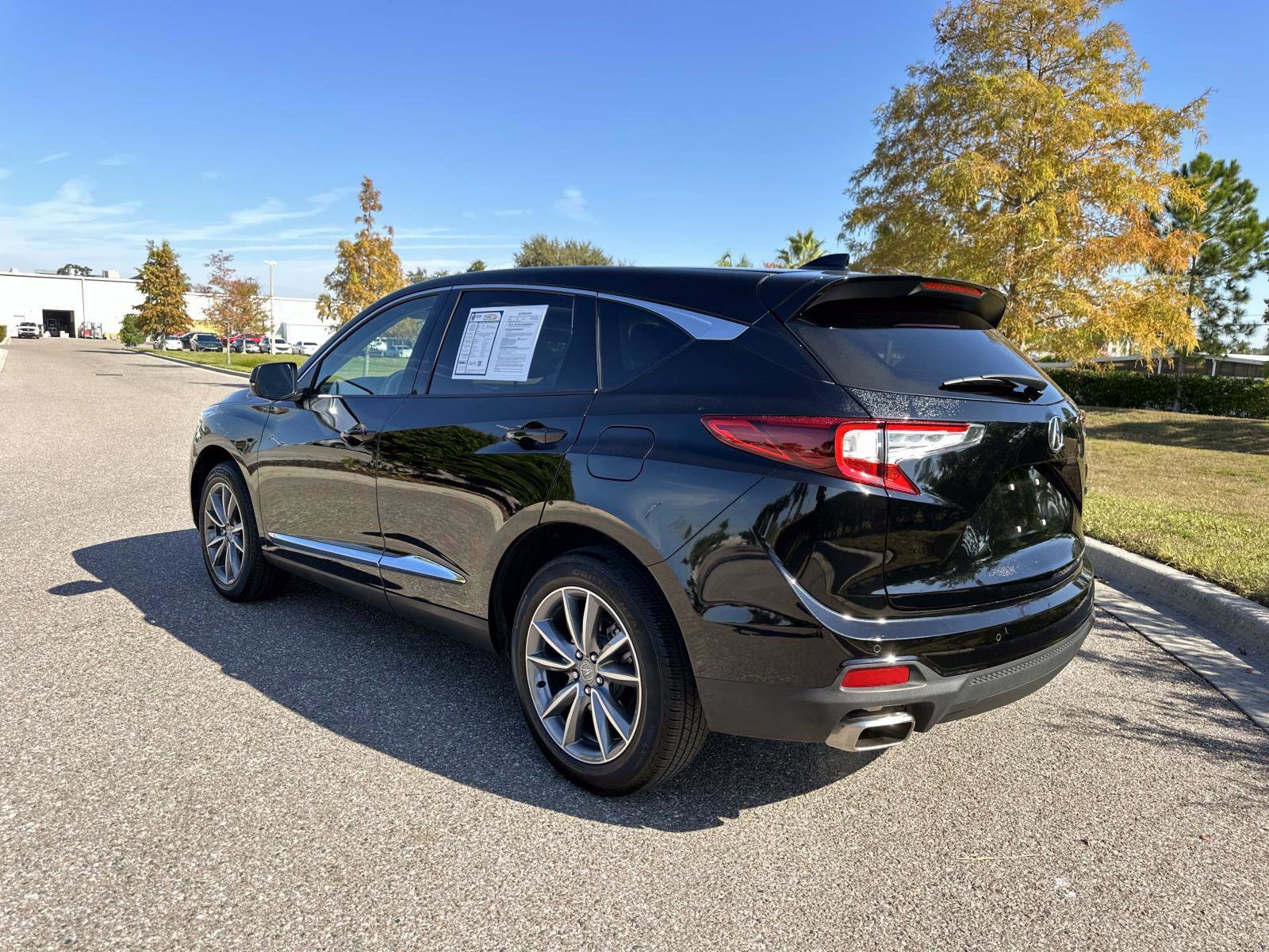 Used 2023 Acura RDX FWD w/ Technology Package image 4