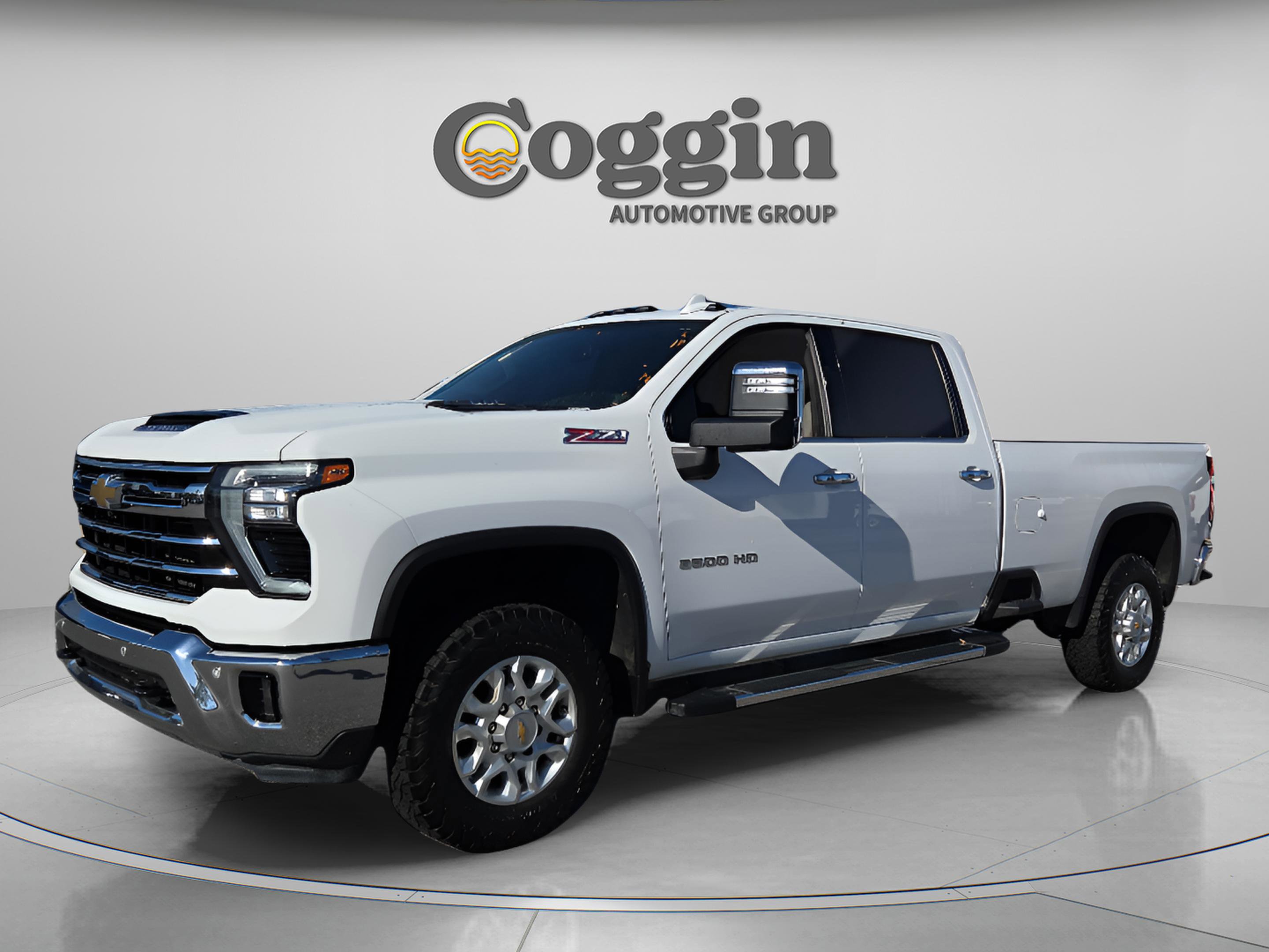 Used 2024 Chevrolet Silverado 2500 LTZ w/ LTZ Plus Package image 1