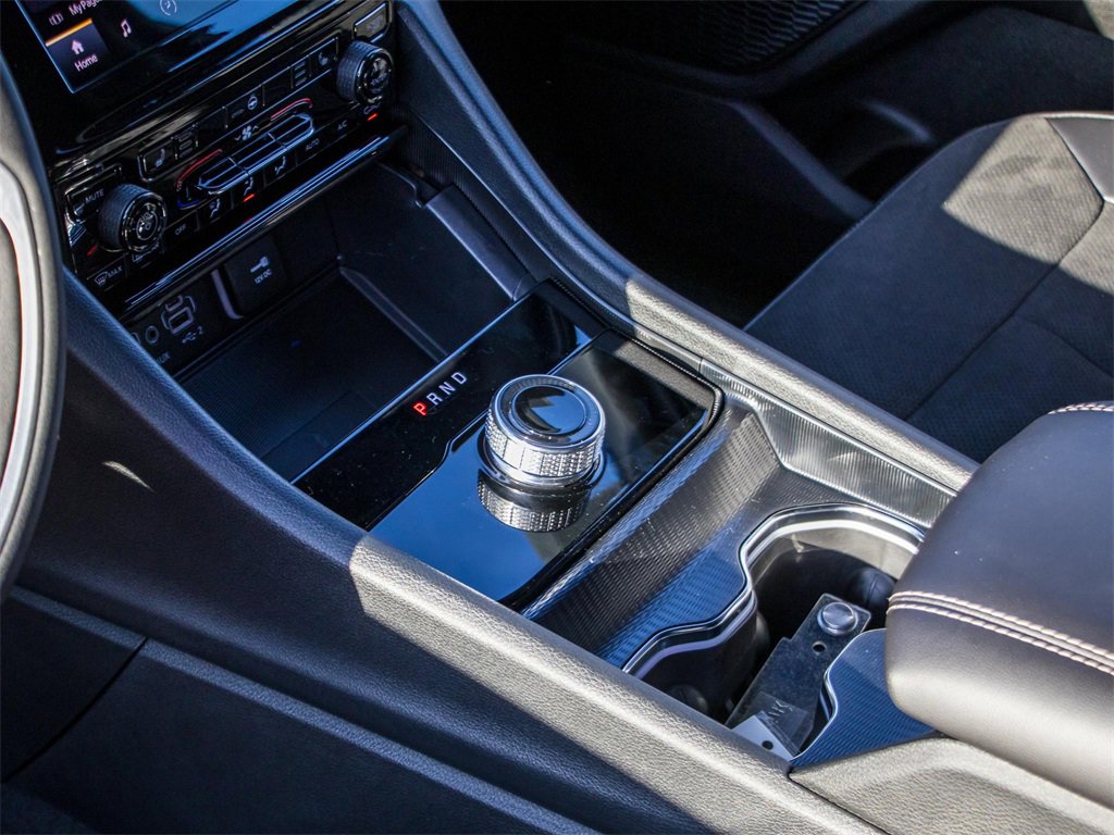 Used 2025 Jeep Grand Cherokee L Altitude image 28