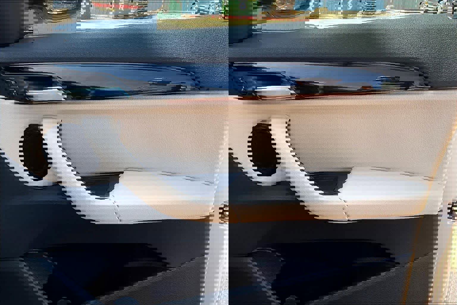 Used 2021 BMW X1 xDrive28i w/ Convenience Package image 18