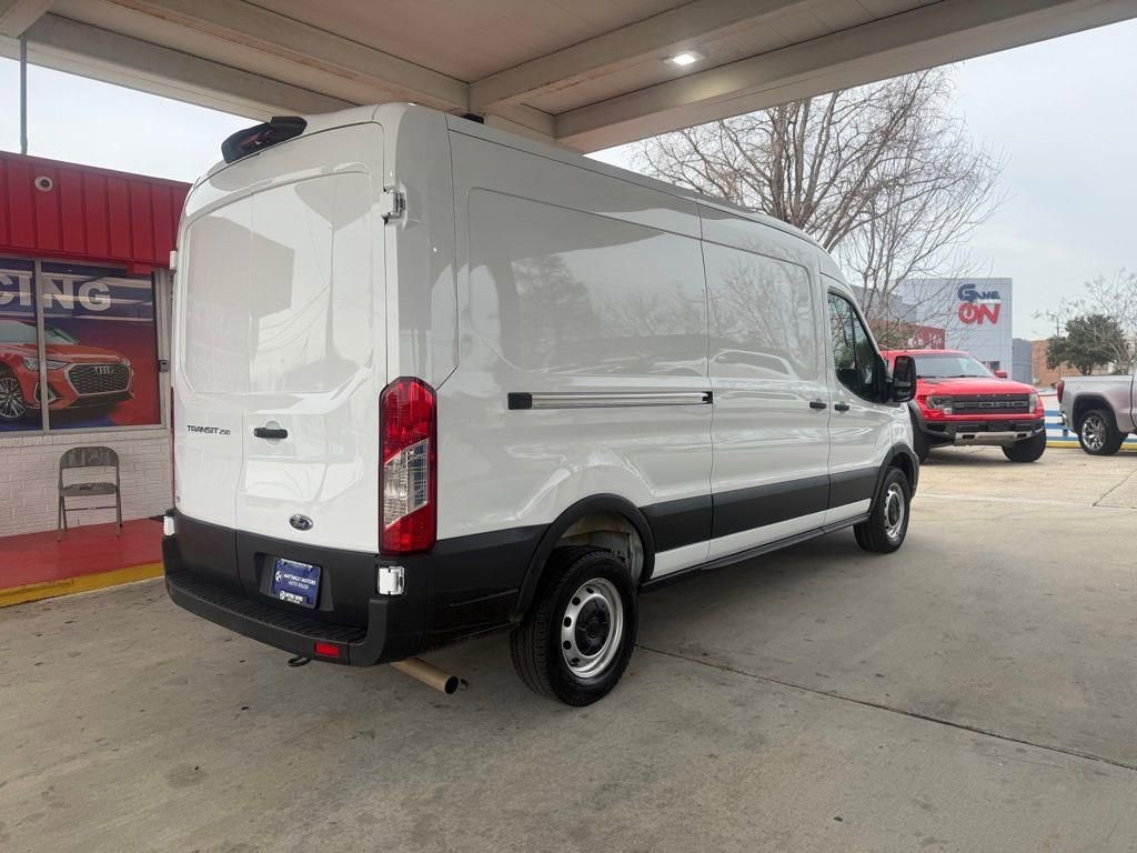 Used 2025 Ford Transit 250 148 Medium Roof image 3