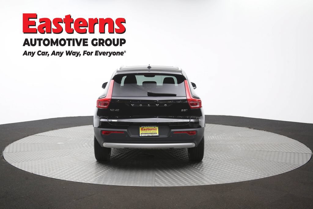 Used 2025 Volvo XC40 B5 Plus AWD/4WD image 37