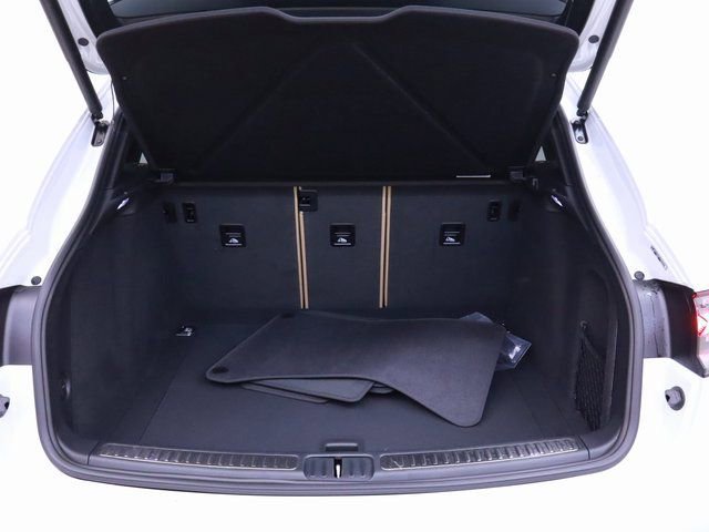 New 2024 Porsche Macan image 42