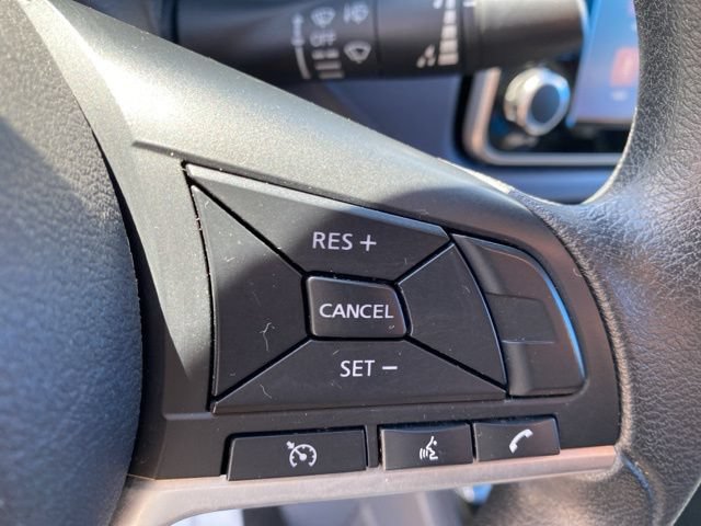 Used 2025 Nissan Versa SV FWD image 18