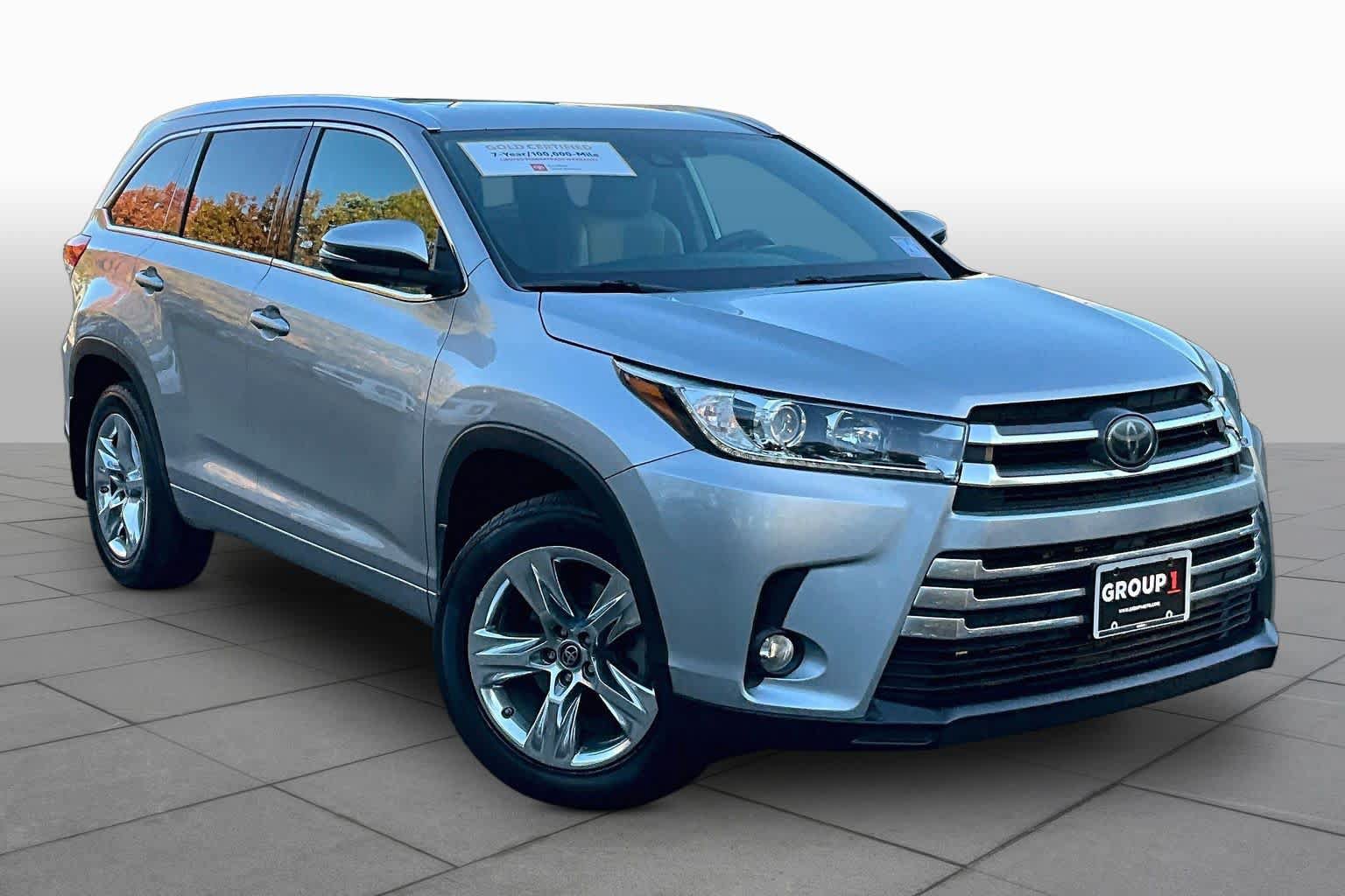 Certified 2018 Toyota Highlander Limited AWD/4WD image 3