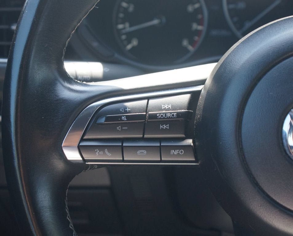 Used 2024 MAZDA MAZDA3 s FWD image 10