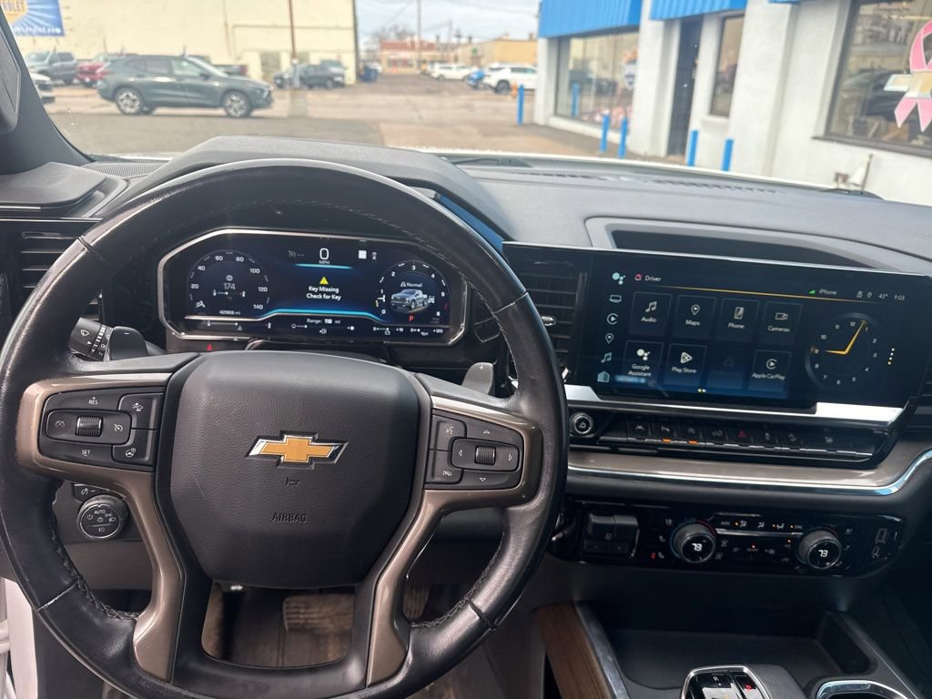 Certified 2022 Chevrolet Silverado 1500 High Country w/ Z71 Off-Road Package AWD/4WD image 20