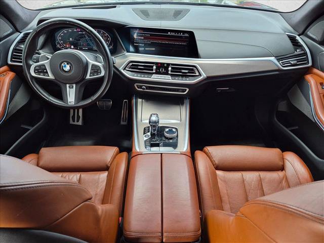 Used 2022 BMW X5 M50i AWD/4WD image 17