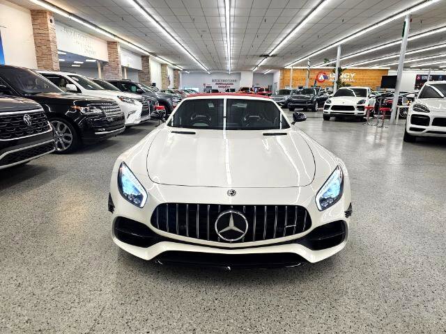 Used 2018 Mercedes-Benz AMG GT Roadster image 2