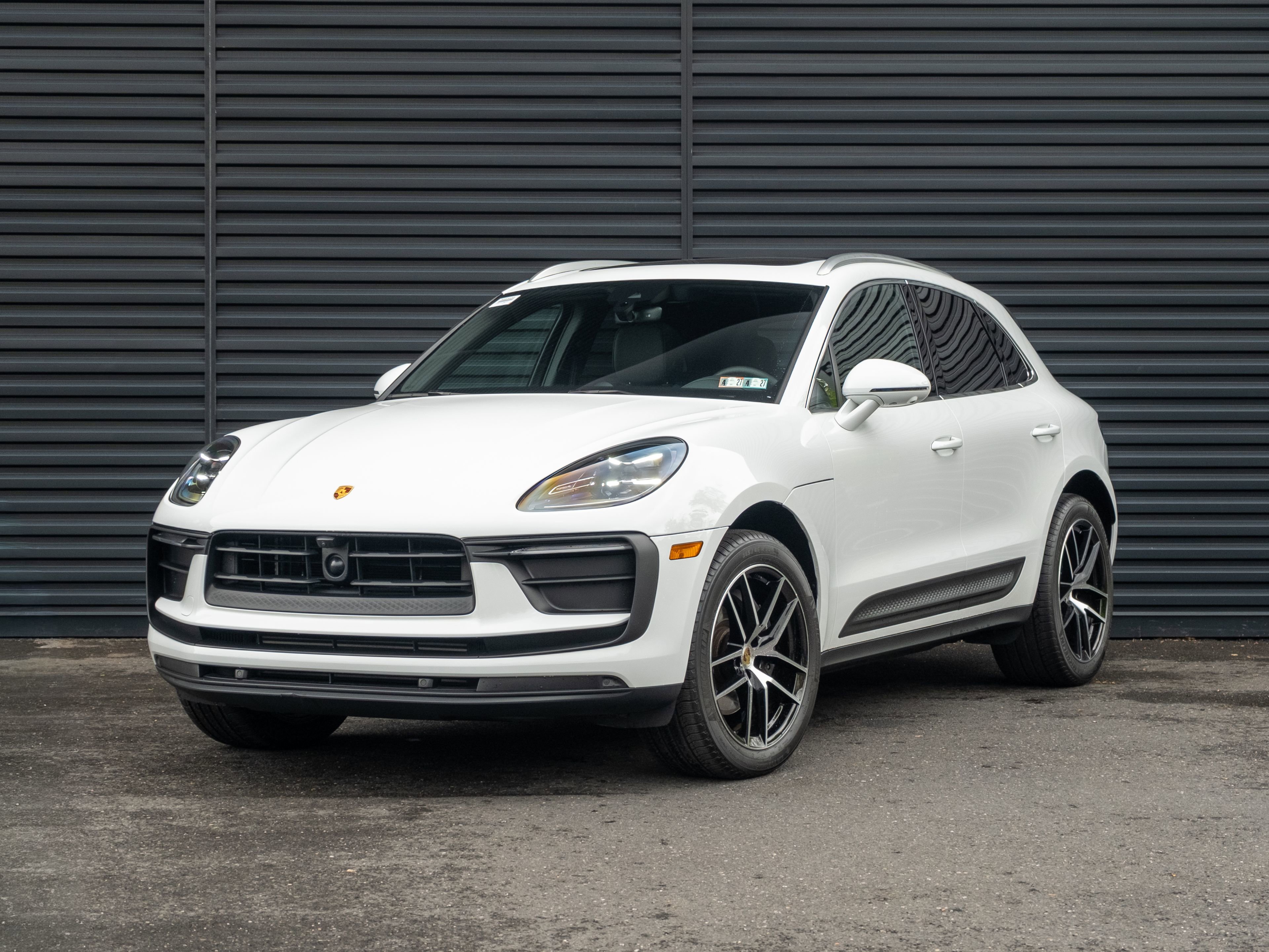 Certified 2023 Porsche Macan