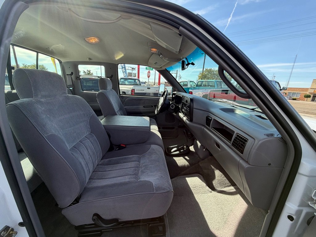 Used 1996 Dodge Ram 3500 Truck SLT image 8