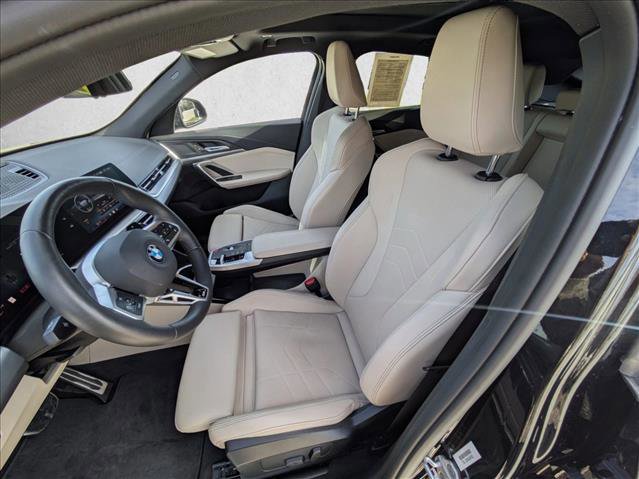 Used 2025 BMW X2 xDrive28i image 18