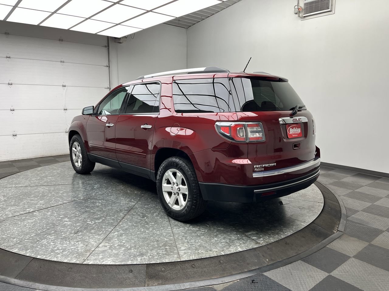 Used 2015 GMC Acadia SLE AWD/4WD image 2
