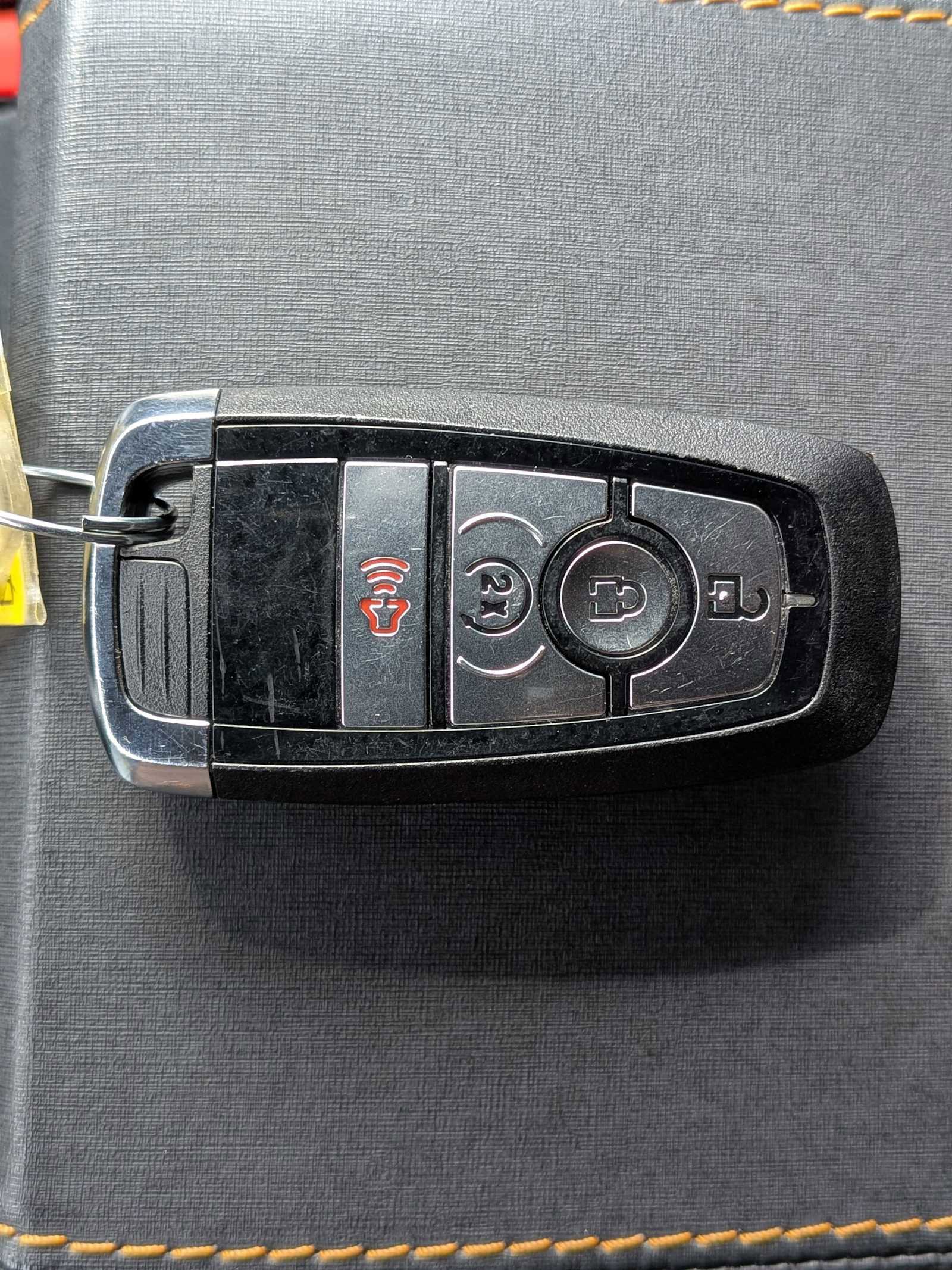 Used 2024 Ford Bronco Badlands image 32